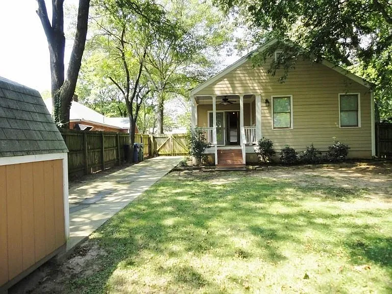 49 Leslie St NE — Photo 12