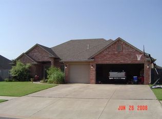 908 NW 179th Cir, Edmond, OK 73012