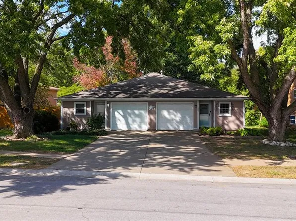 1307 N Ridge Pkwy, Olathe, KS 66061