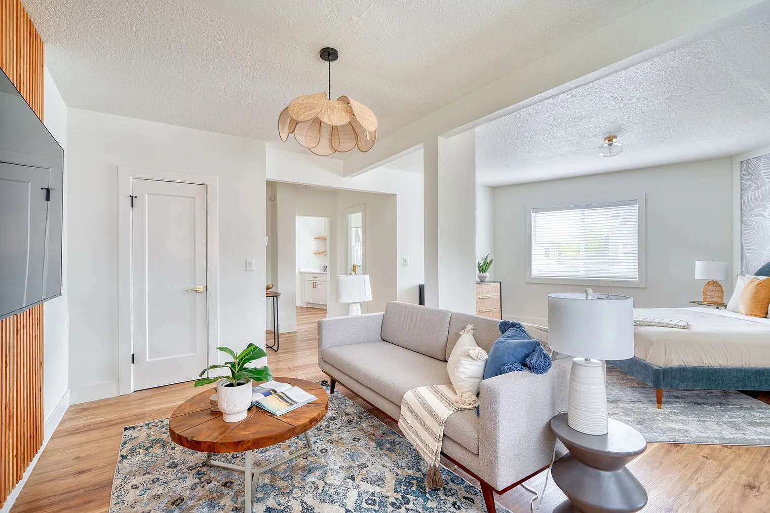 Studio, 1.0 bath, 290 sqft, $2,016 — Photo 4