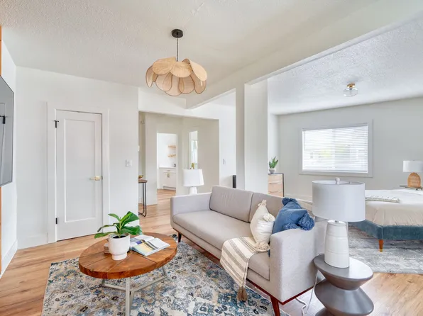 4335 SE Milwaukie Ave, Portland, OR