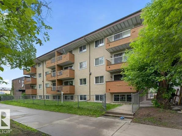 10620 104th St NW #103, Edmonton, AB T5H 2W2