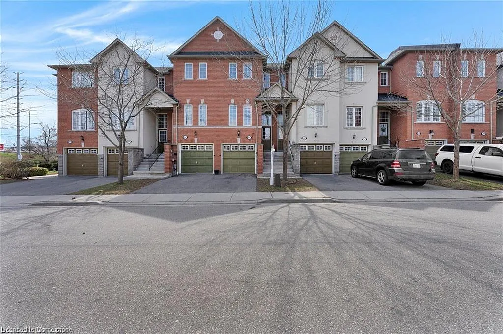 435 Hensall Cir #176 photo 1