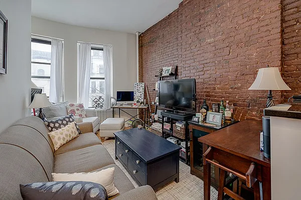 Rented by Zumper Inc | media 1
