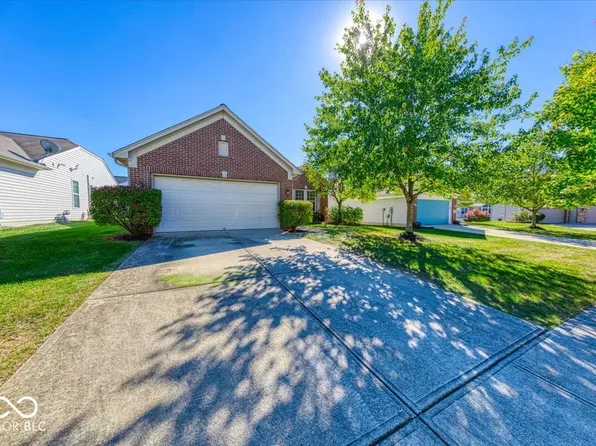 13935 Canonbury Way, Fishers, IN 46037
