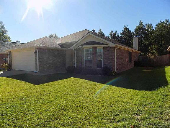 2nd image of 102 Ray Creek Dr