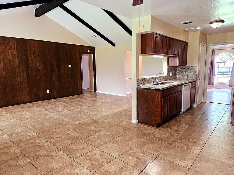 6719 McCullum Rd — Photo 11