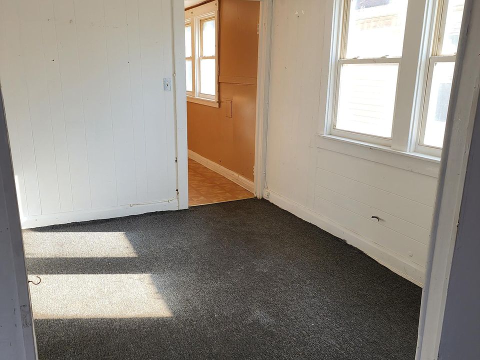 1st image of 137 Grider St #2