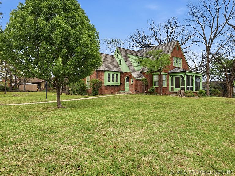 Listing photo 4