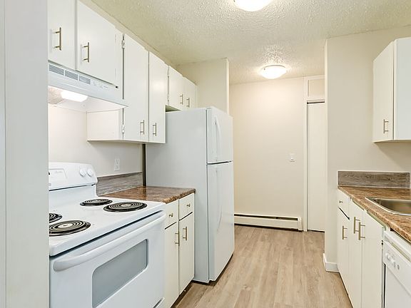 5th image of 4518 42nd St #1e9fed76f
