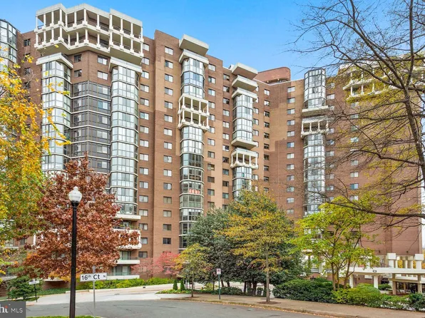 1600 N Oak St APT 329, Arlington, VA 22209