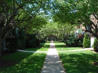 27 Westgate Rd #5, Chestnut Hill, MA 02467