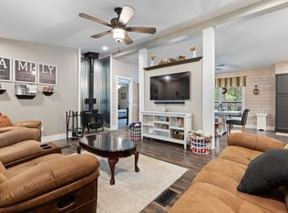 724 Plunders Creek Rd, Dickson, TN 37055