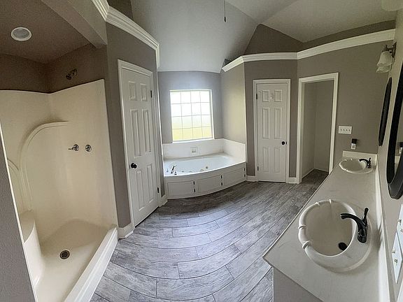 5th image of 410 Sandpiper Ln