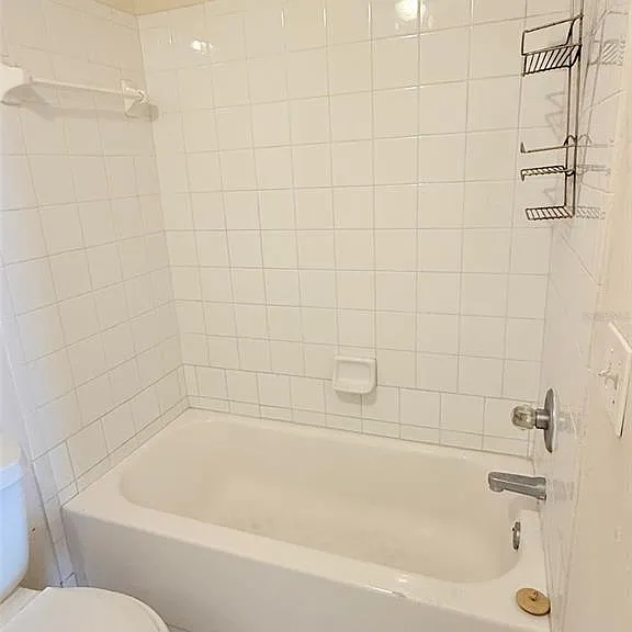 2615 E Curtis St — Photo 18