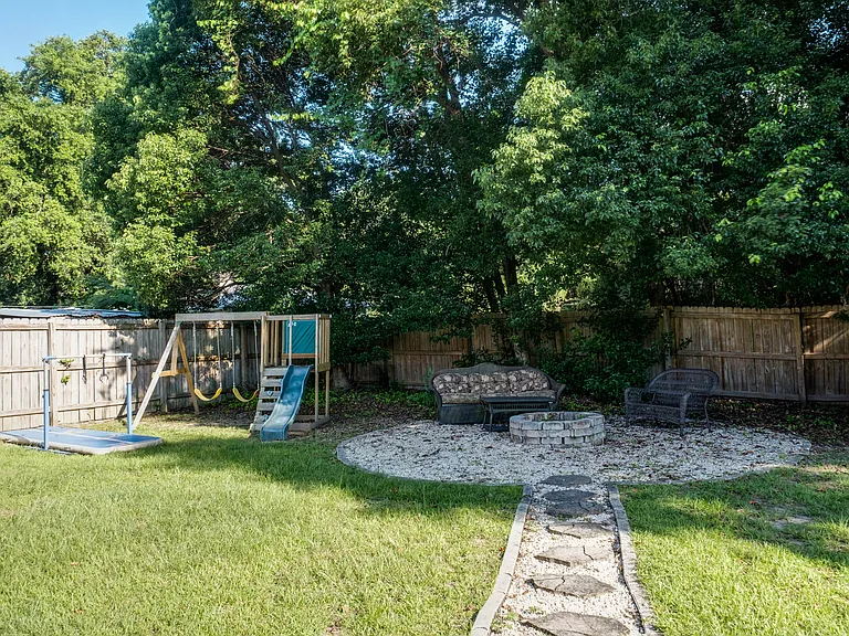 6171 Ashton Woods Cir — Photo 28