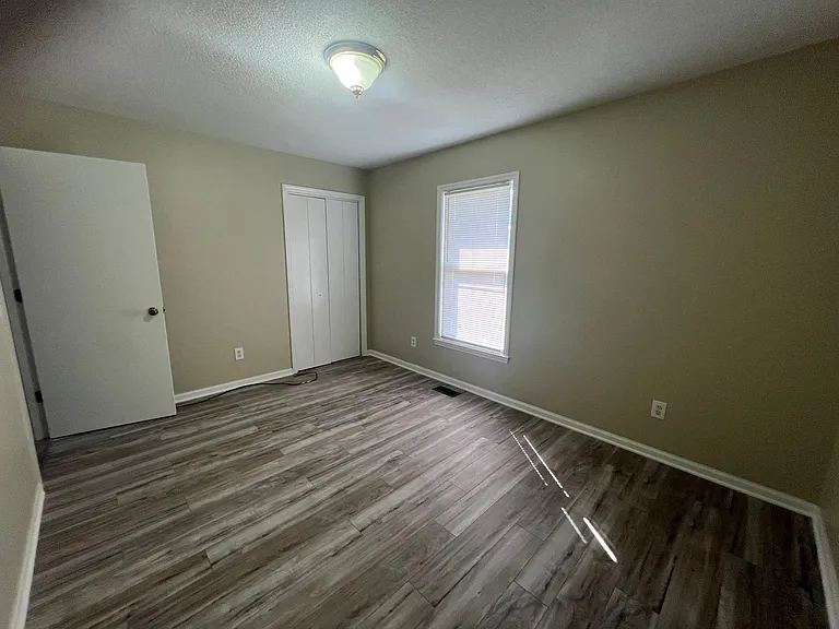 5300 Dandelion Dr — Photo 14