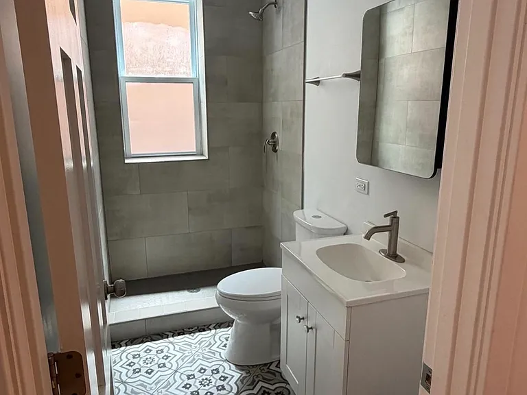 4739 N Kedvale Ave #1 — Photo 6