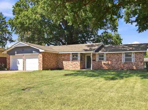 2613 Canterbury Ave, Ponca City, OK 74604