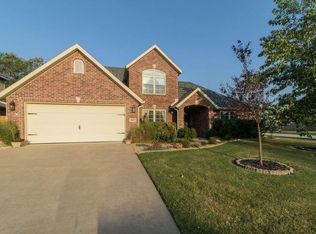 2211 S 18th Pl, Rogers, AR 72758