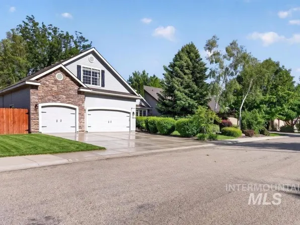 2910 S Mayflower Way, Boise, ID 83709