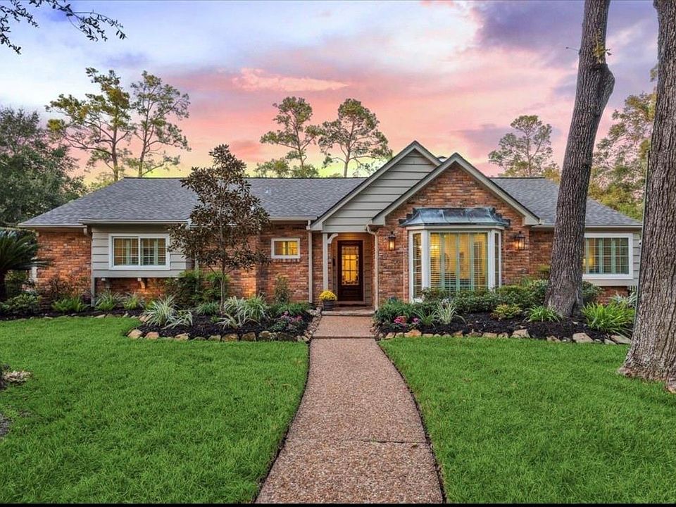 1st image of 10122 Pine Forest Rd