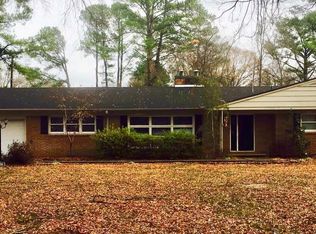 1704 Woodmont Dr SE, Decatur, AL 35601