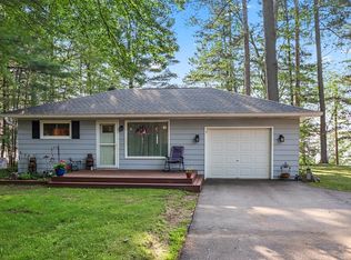 4152 Lakeshore Dr, Rhinelander, WI 54501