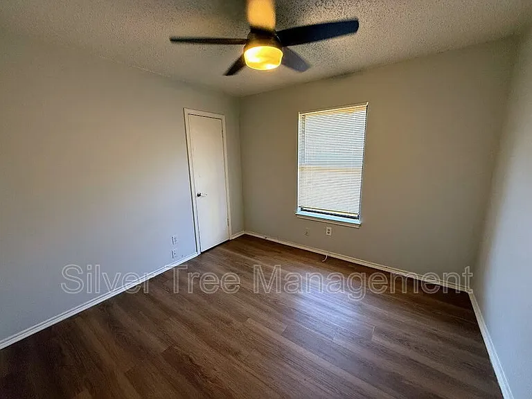 6847 S Creek Dr — Photo 13