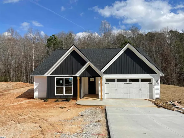 166 Rock Moss Dive Dr, Williamston, SC 29697