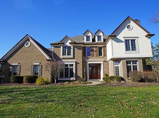 435 Sunny Acres Dr, Cincinnati, OH 45255