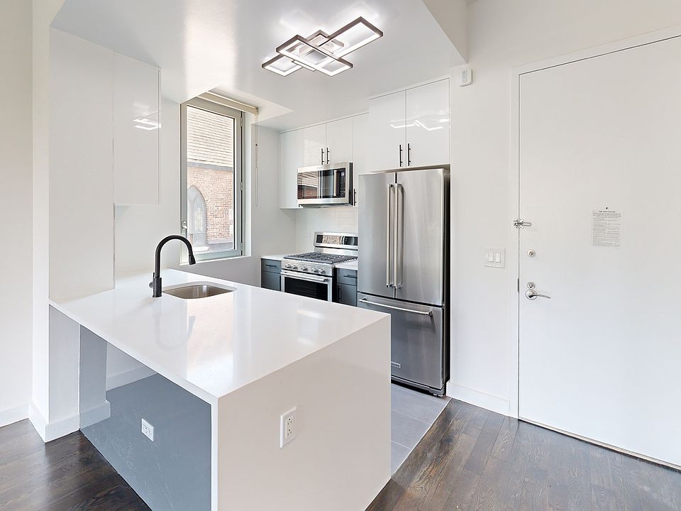 1st image of 801 Amsterdam Ave APT 3g