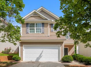 793 Lobdale Falls Dr, Lawrenceville, GA
