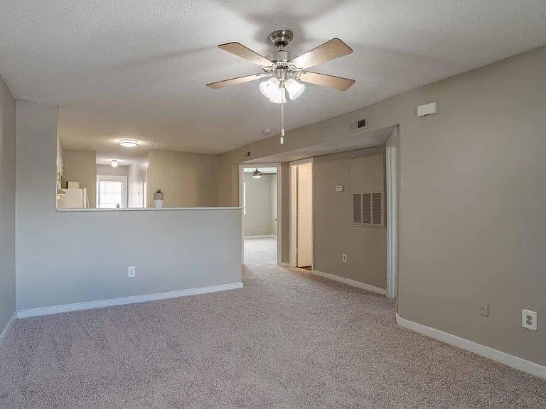 Gable Oaks Apartment Homes — Photo 7