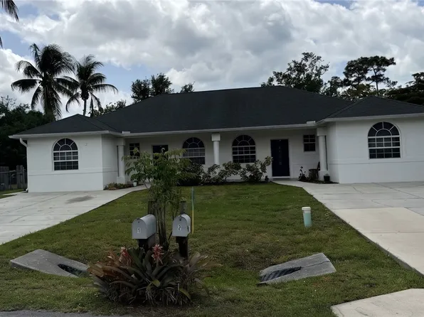 2500 Storter Ave, Naples, FL 34112