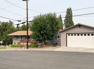 208 N Fairchild St, Yreka, CA