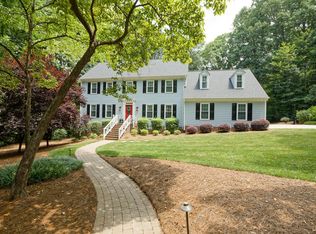 104 Heritage Ct, Cary, NC 27513