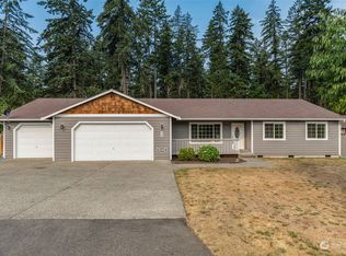 98 201st St E, Spanaway, WA 98387