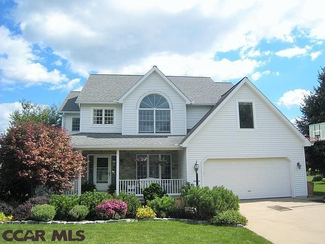 1st image of 688 Tanager Dr