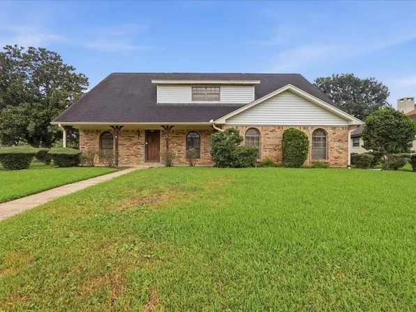 990 Shakespeare Dr, Beaumont, TX 77706