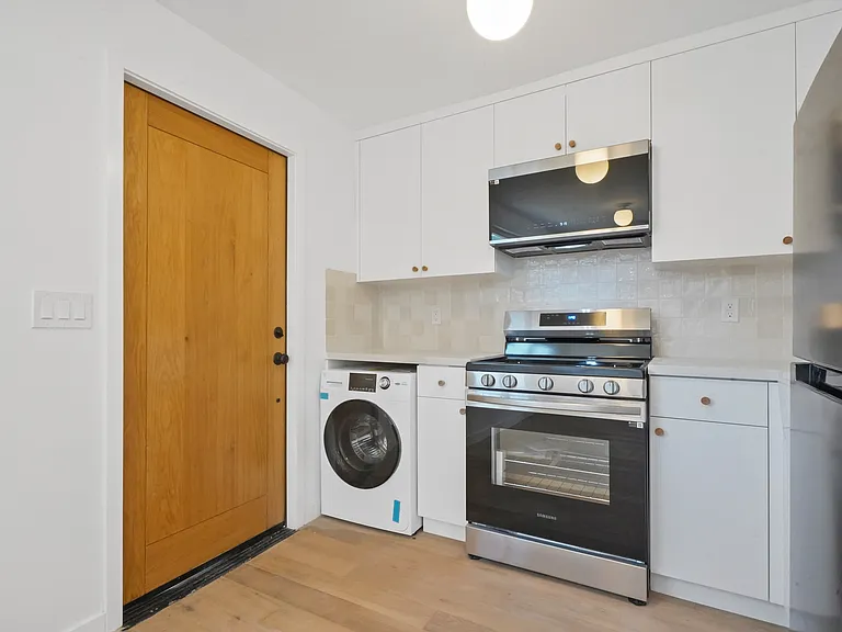 8443 Clinton St #6 — Photo 5