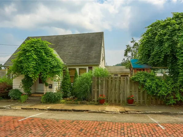 60 Church St, New Brighton, PA 15066