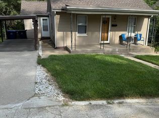 636 Todd St #1, La Salle, IL 61301