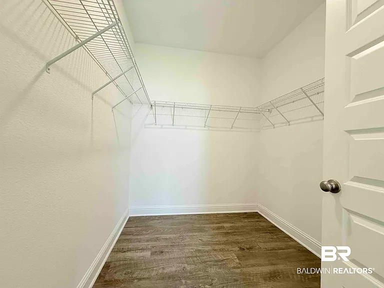13179 Cavalier Dr — Photo 18