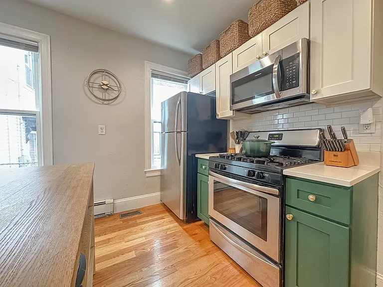 23 Elm St #1 — Photo 6