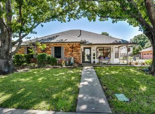 1636 W Pleasant Dr, Midlothian, TX 76065