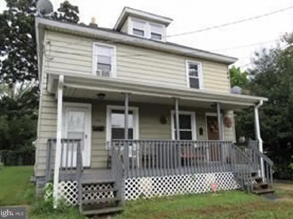108 W Adams St, Paulsboro, NJ 08066
