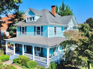 425 Walnut Ave SW, Roanoke, VA 24016