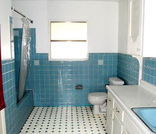 5th image of 3130 NE 7th Ln