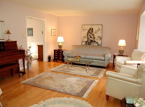 4th image of 4807 Abington Cir